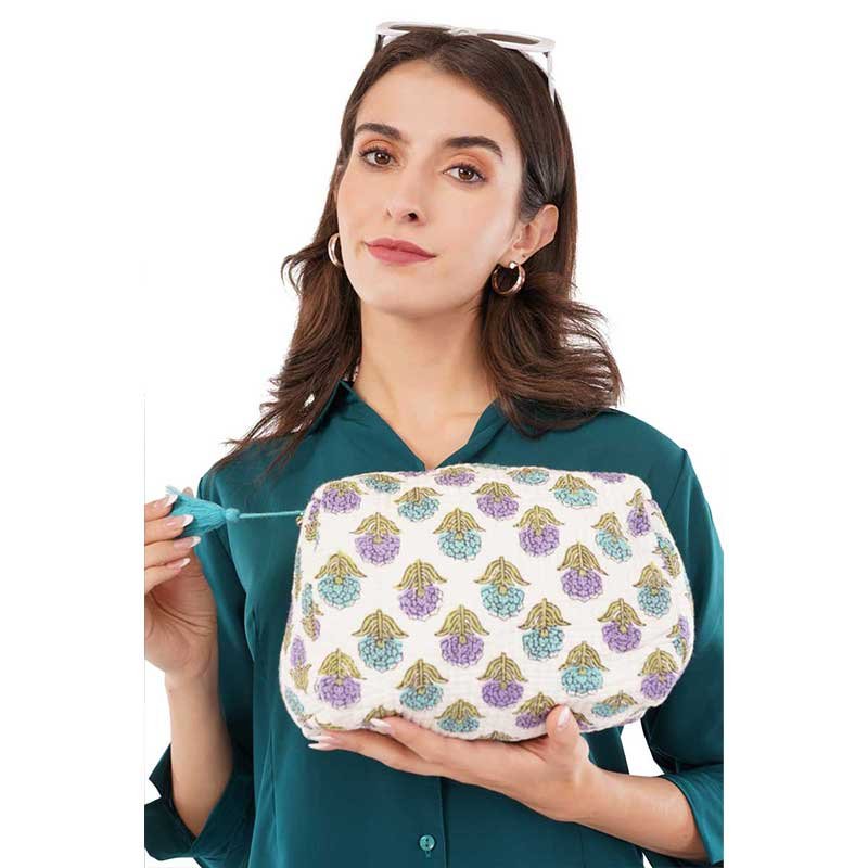 senora-white-cotton-makeup-organizer-bag senora-white-cotton-makeup-organizer-bag