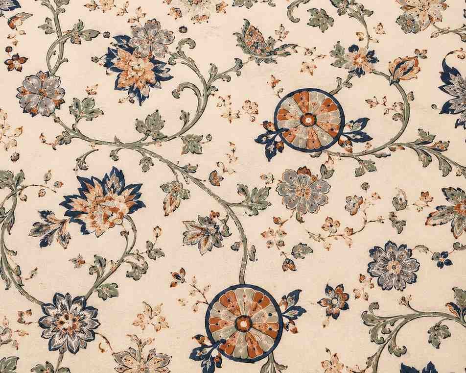 SENORA Earthy Floral King Size Cotton Bedsheet with 2 Pillow Covers